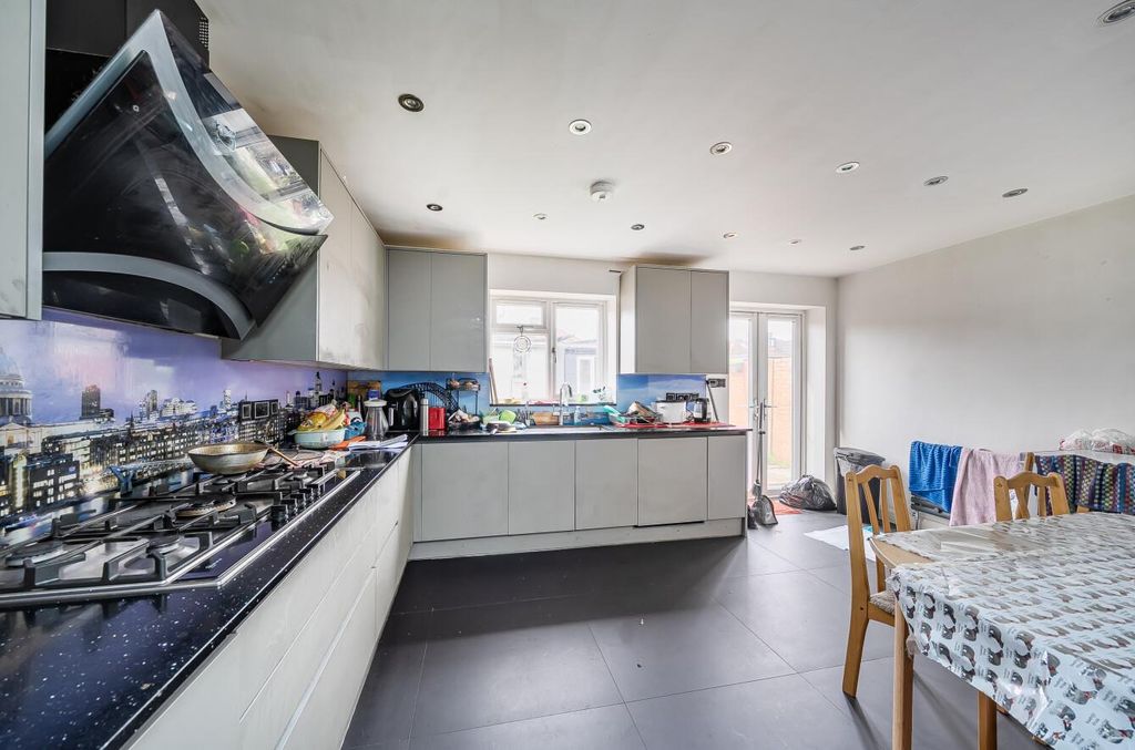 Property photo 3 of 9 Davidson Frost-Wellings, Dfw, Honeypot Lane, Open