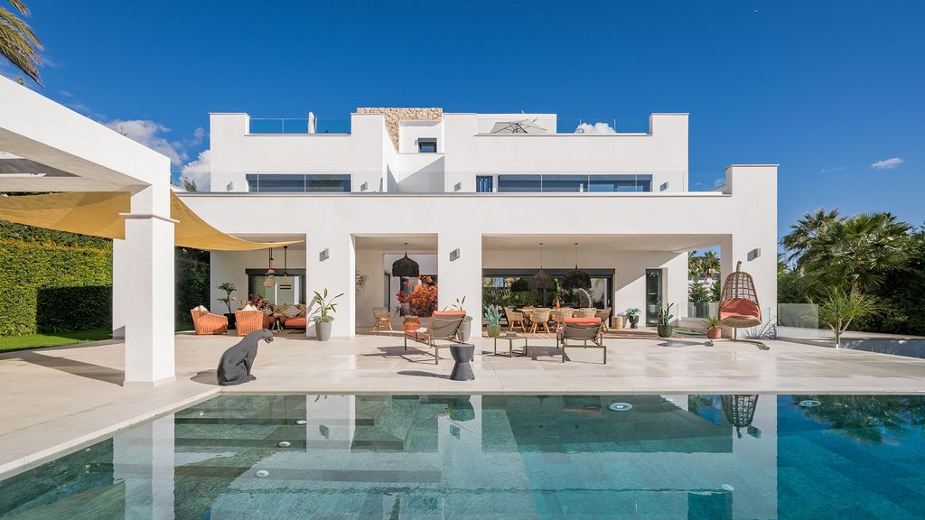 Property photo 1 of 38 Image