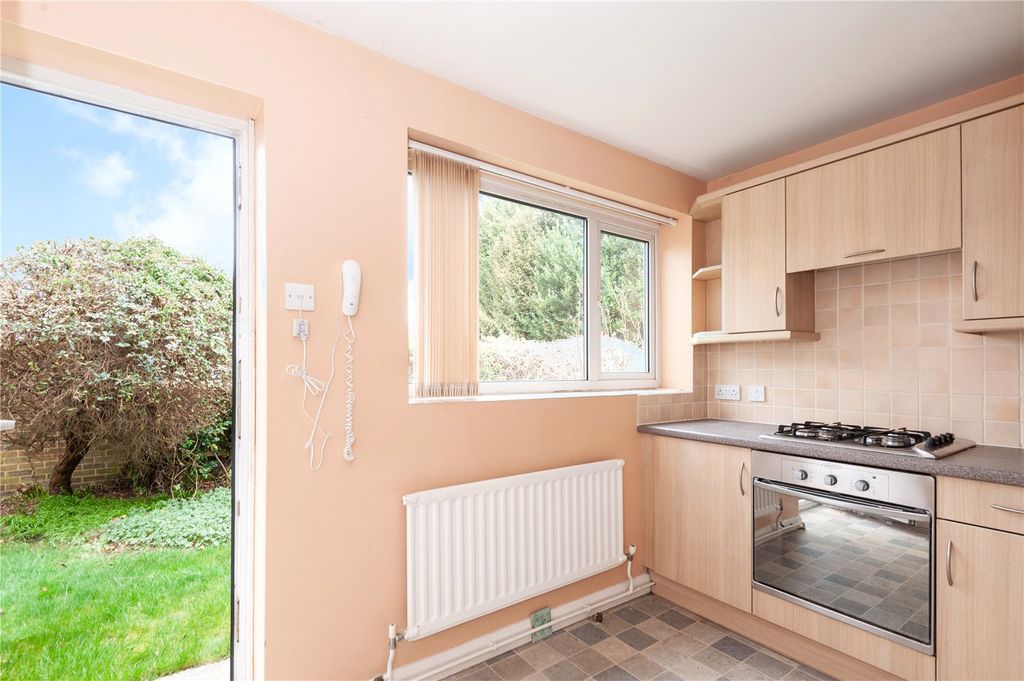 Property photo 3 of 19 Picture No. 16