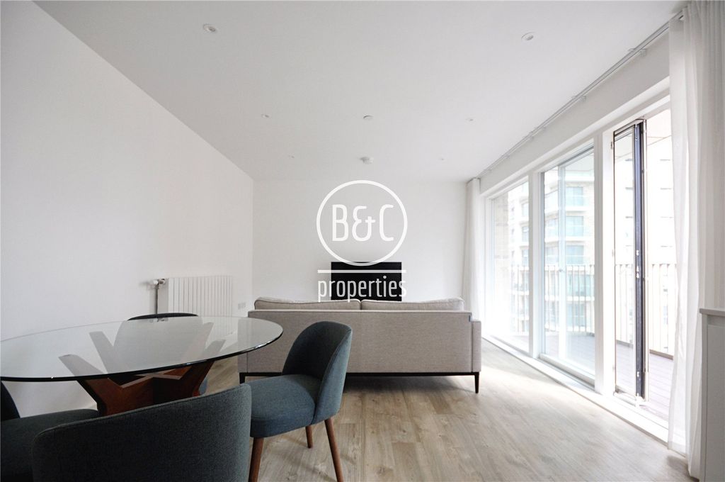 Property photo 3 of 8 Picture No. 06