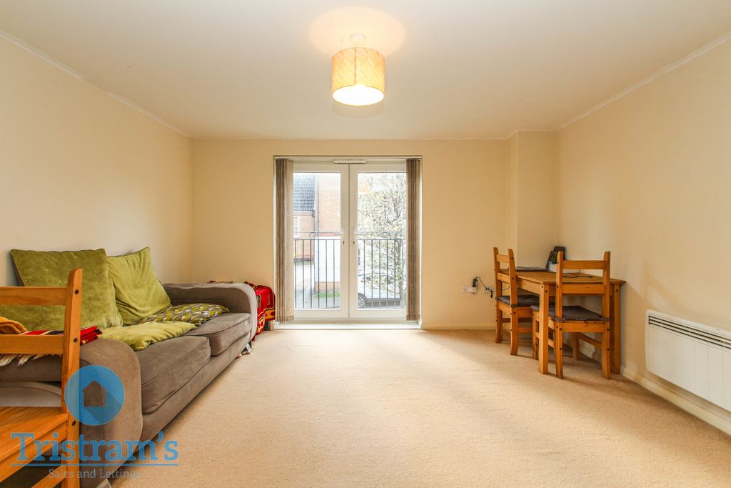 Property photo 3 of 11 Img_2357