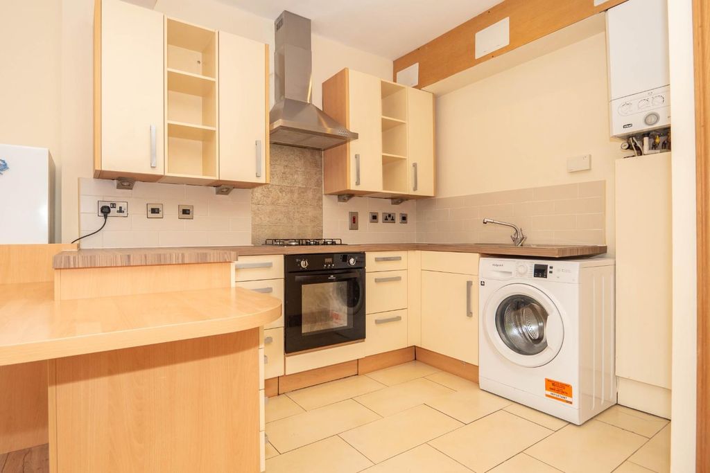 Property photo 2 of 12 Kitchen
