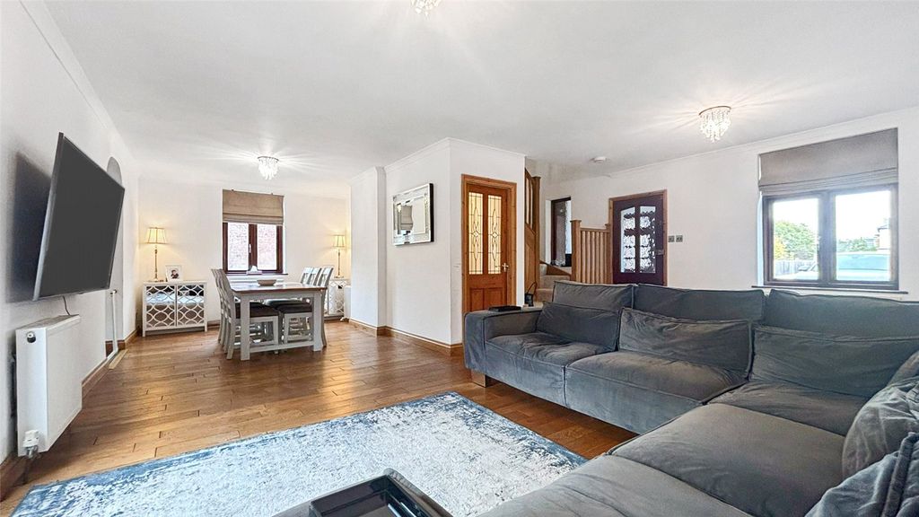 Property photo 2 of 17 Reception Room