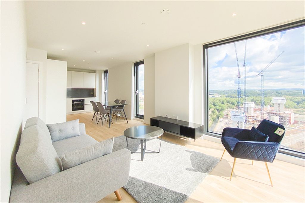 Property photo 1 of 10 (Main)
