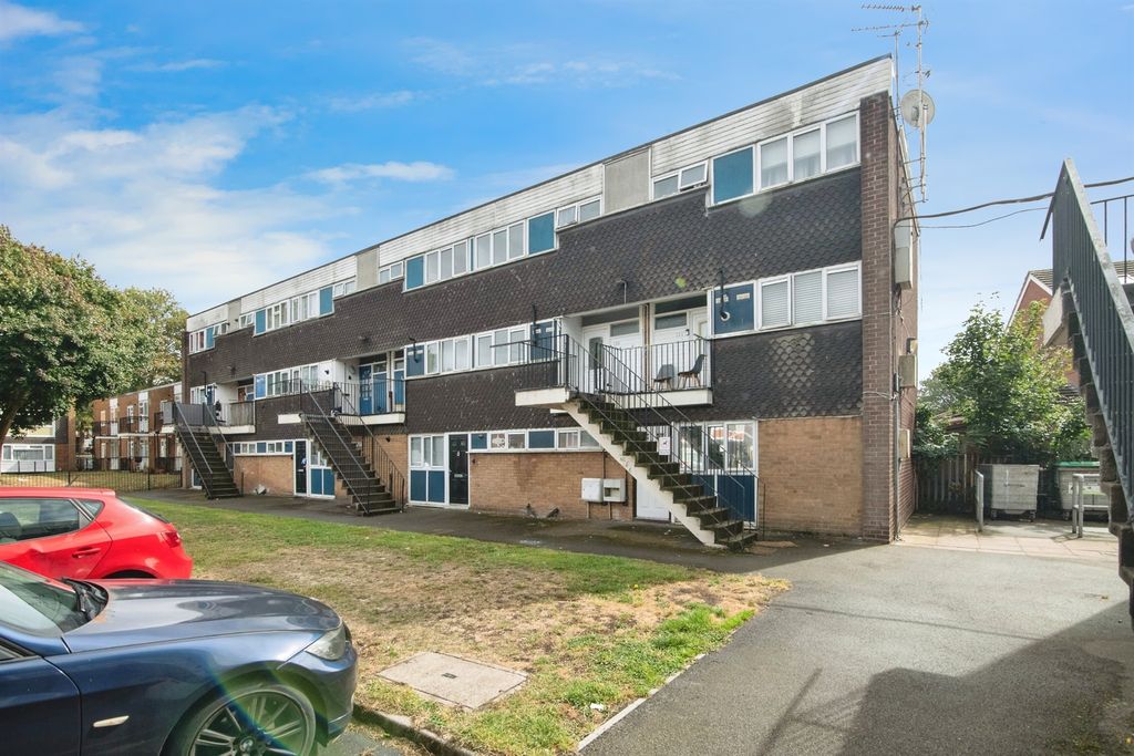 Property photo 1 of 13