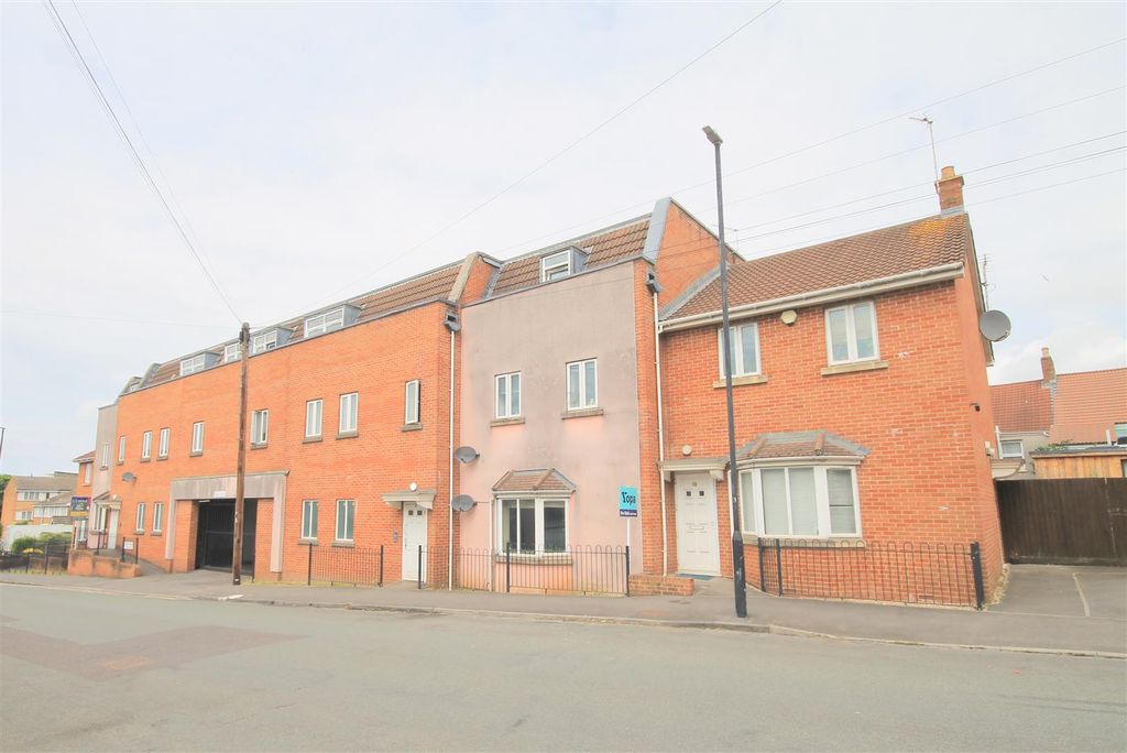 Property photo 1 of 14 Fe1i.Jpg