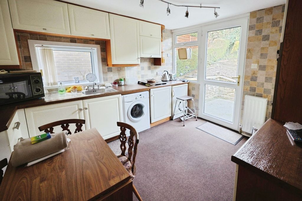 Property photo 3 of 10 Pbox-Img.Jpg