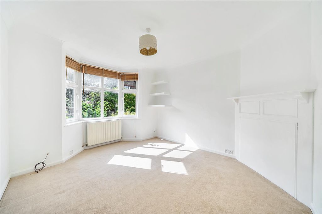 Property photo 2 of 18 1523100 (16).Jpg