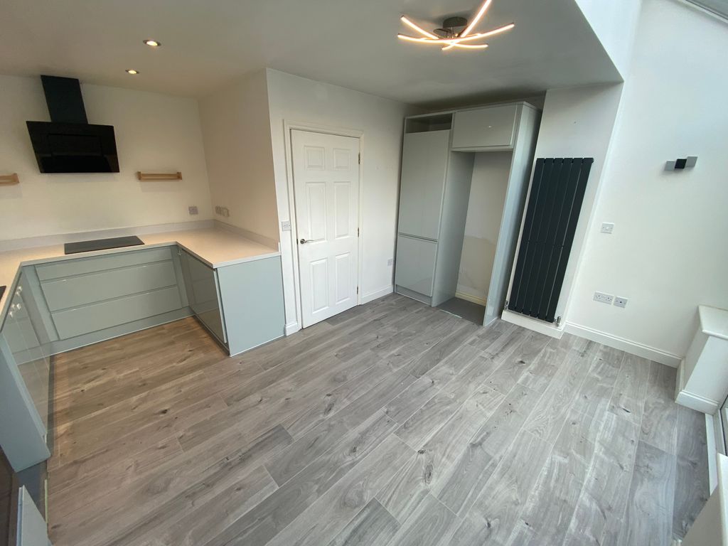 Property photo 3 of 13 Kitchen Diner