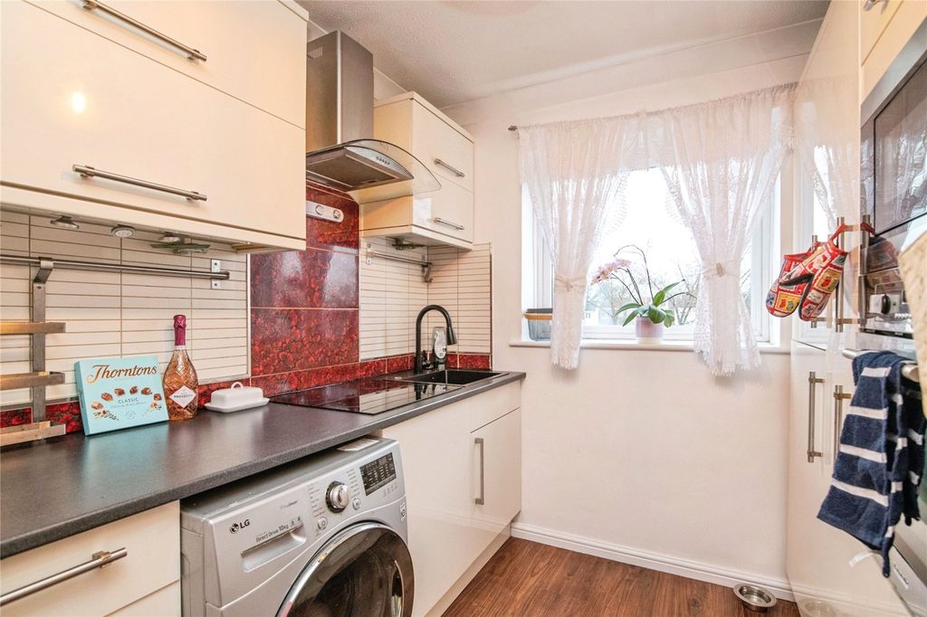 Property photo 3 of 13 Picture No. 04