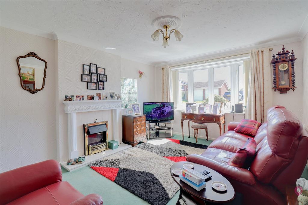 Property photo 2 of 18 Img_3365-Img_3367.Jpg