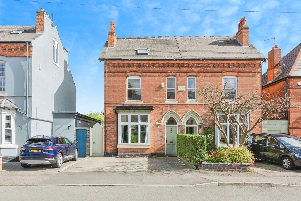 Property photo 1 of 17