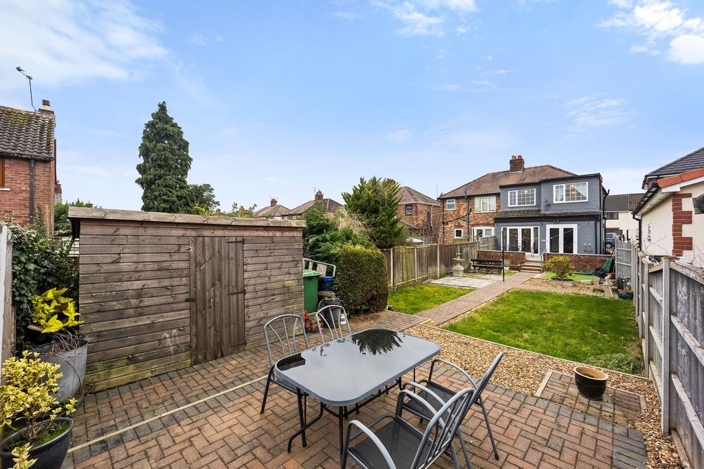 Property photo 2 of 24