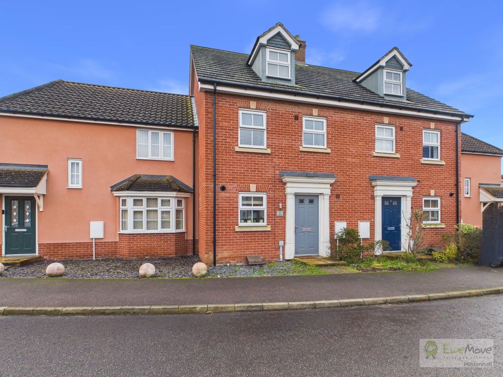 Property photo 1 of 12 Cam03603G0-Pr0054-Still001