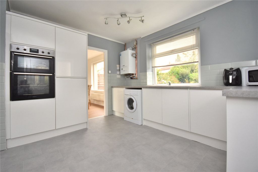 Property photo 3 of 13 Picture No. 10