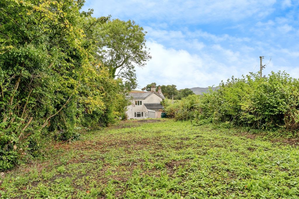 Property photo 2 of 29 Photo