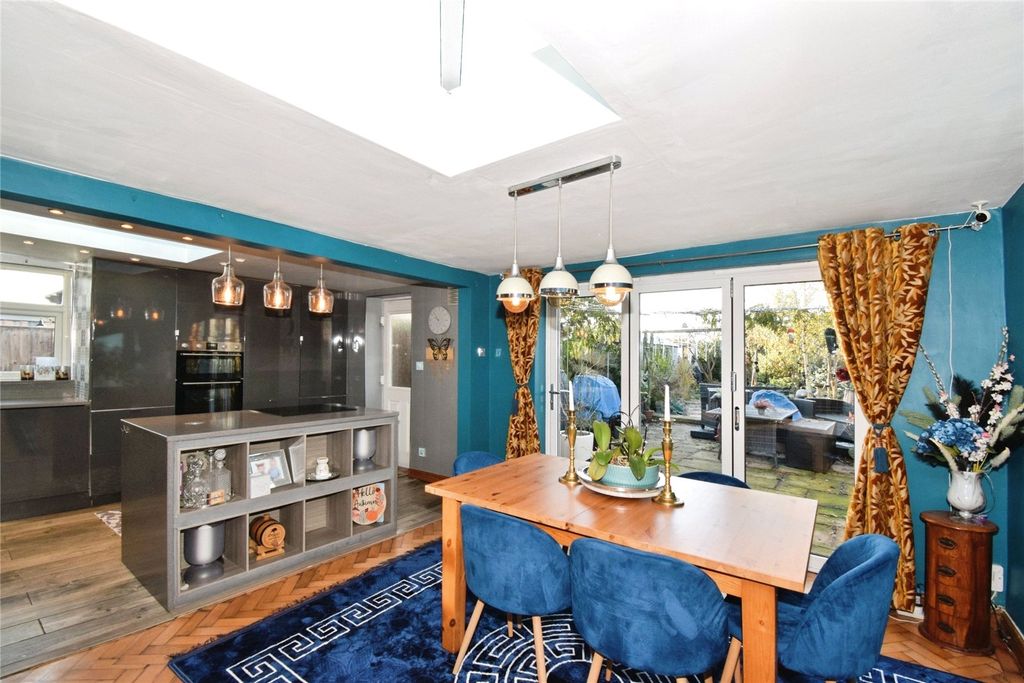 Property photo 2 of 15 Picture No. 05