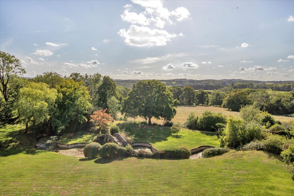 Property photo 2 of 23 Image