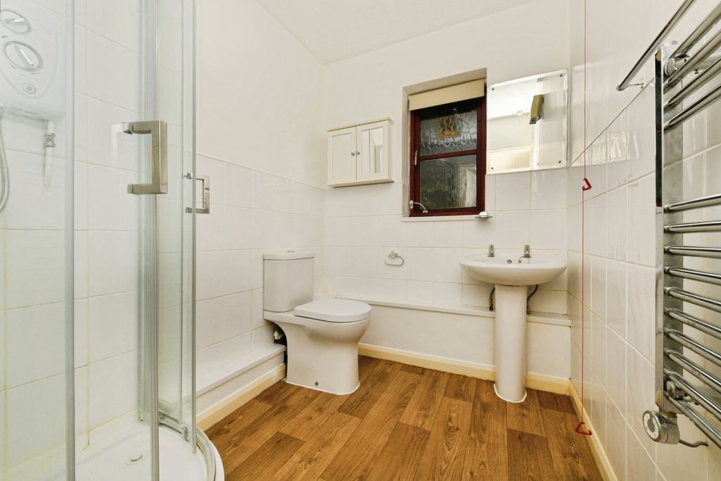 Property photo 3 of 15 Shower Room