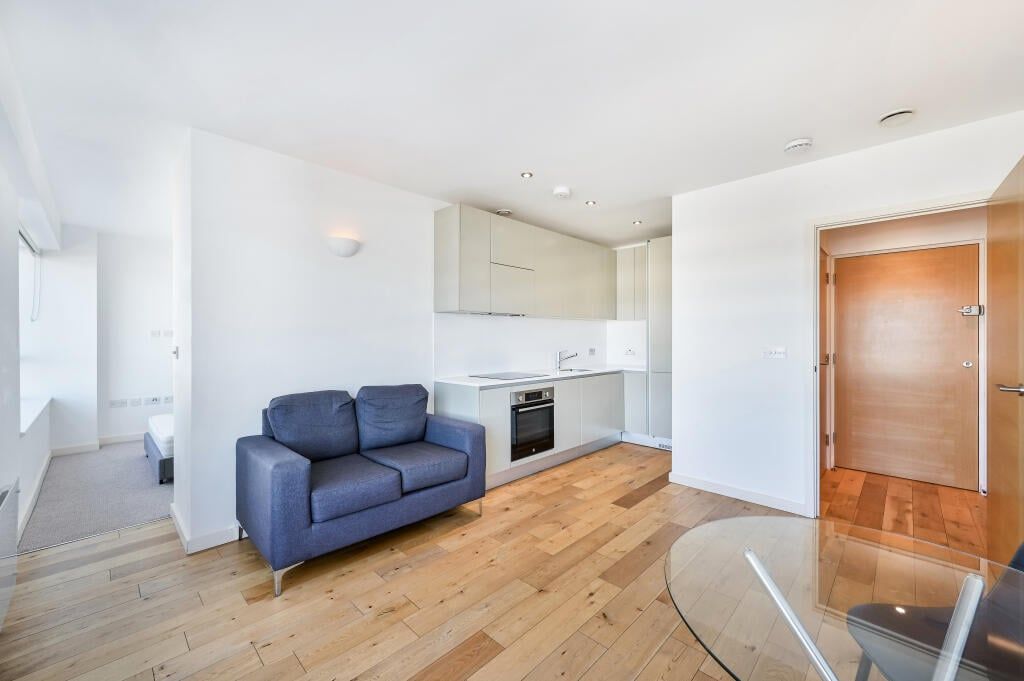 Property photo 1 of 9