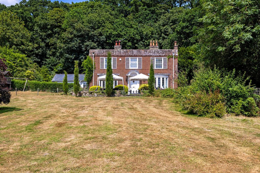 Property photo 1 of 24