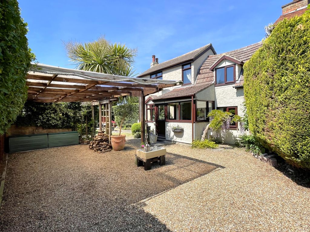 Property photo 1 of 25 Img_3891