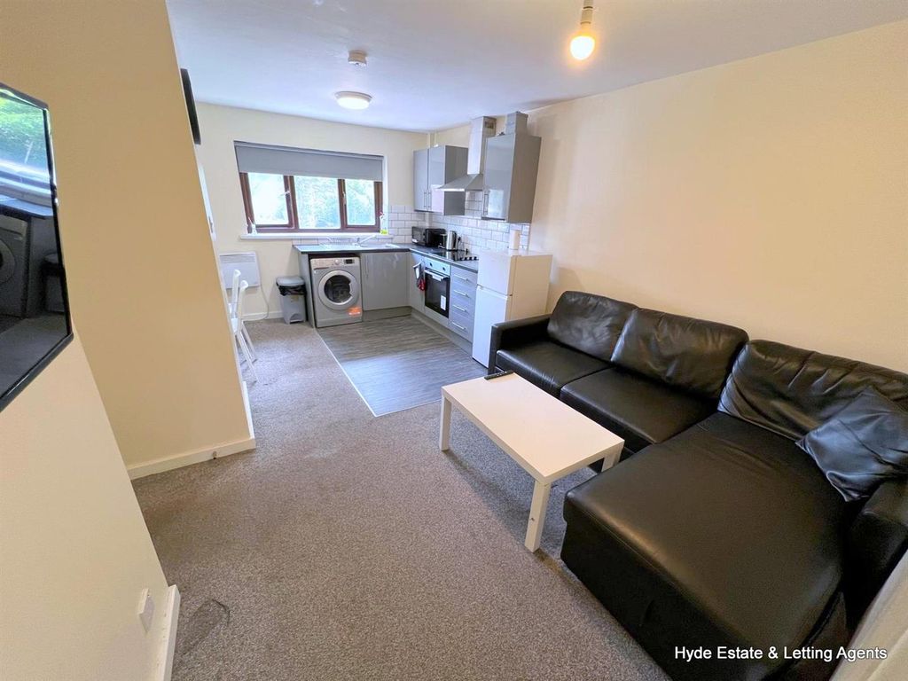 Property photo 3 of 11 Whatsapp Image 2025-07-03 At 17.22.44.Jpg