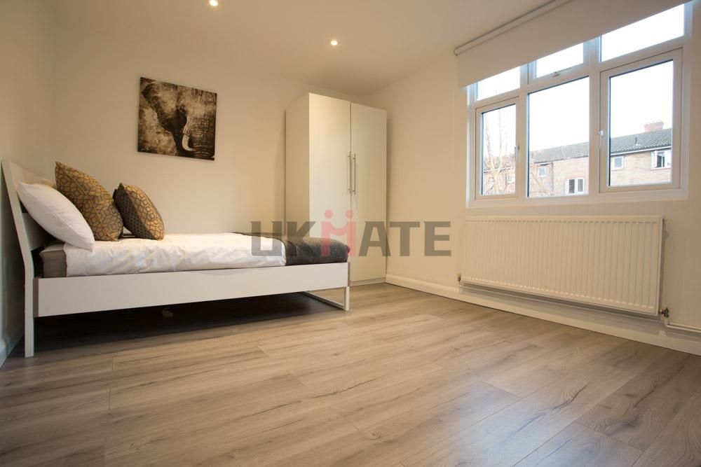 Property photo 1 of 11 Bright And Neatly Maintained Single Bedroom Featur...