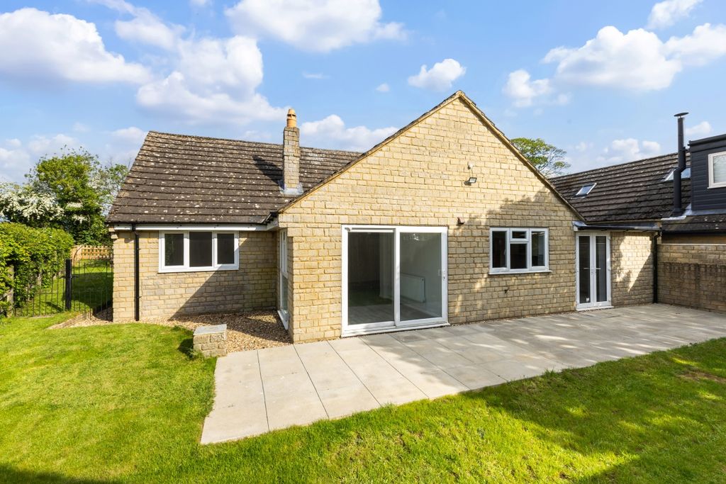 Property photo 2 of 16 107464_25 Brackle...