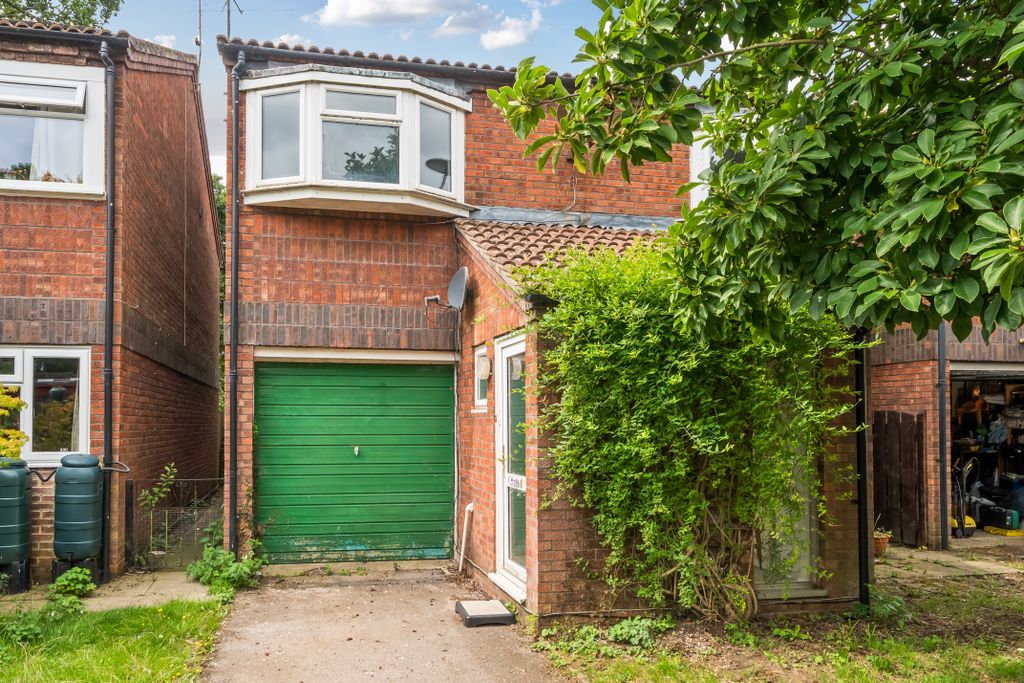 Property photo 1 of 12 1