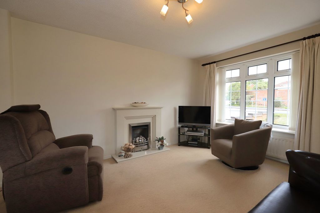 Property photo 3 of 31