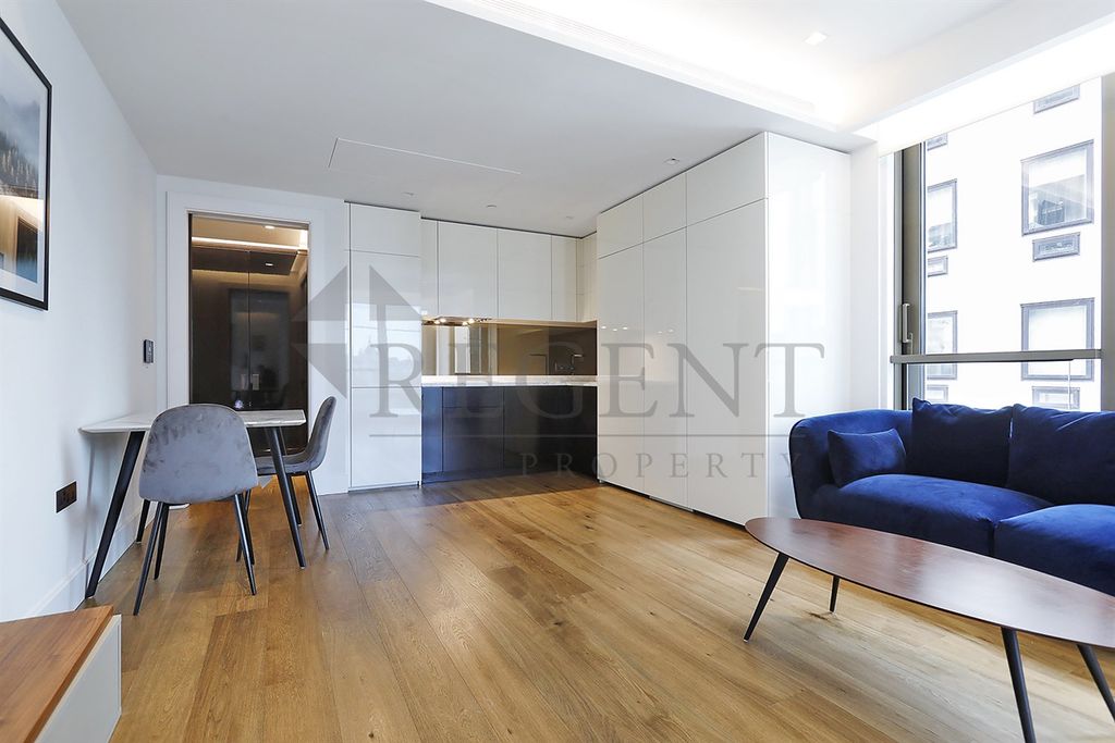 Property photo 3 of 13 Open Plan