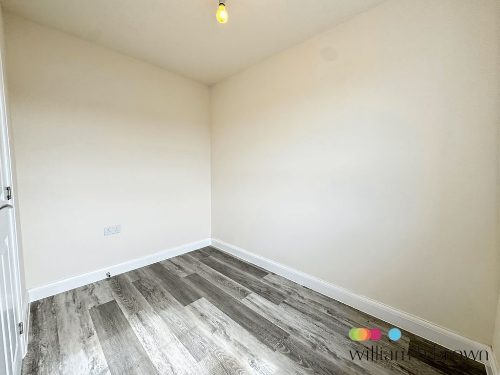 Property photo 3 of 14 Image