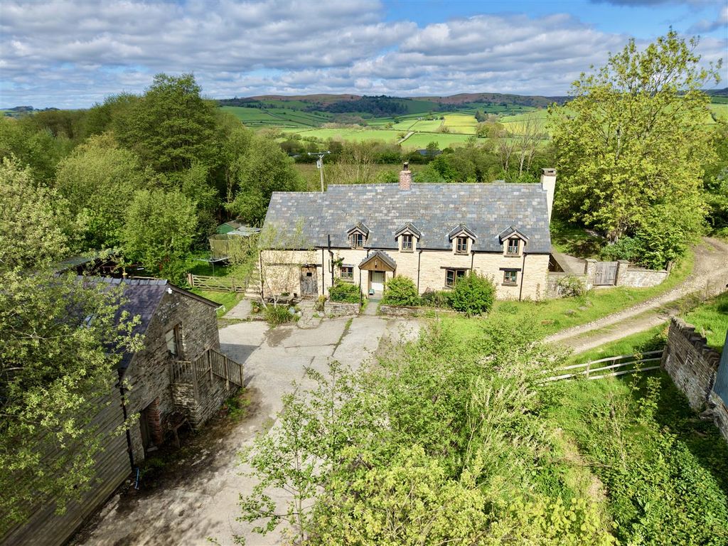Property photo 1 of 33 Dji_Fly_20260505_103652_0610_1778094088145_Photo.J