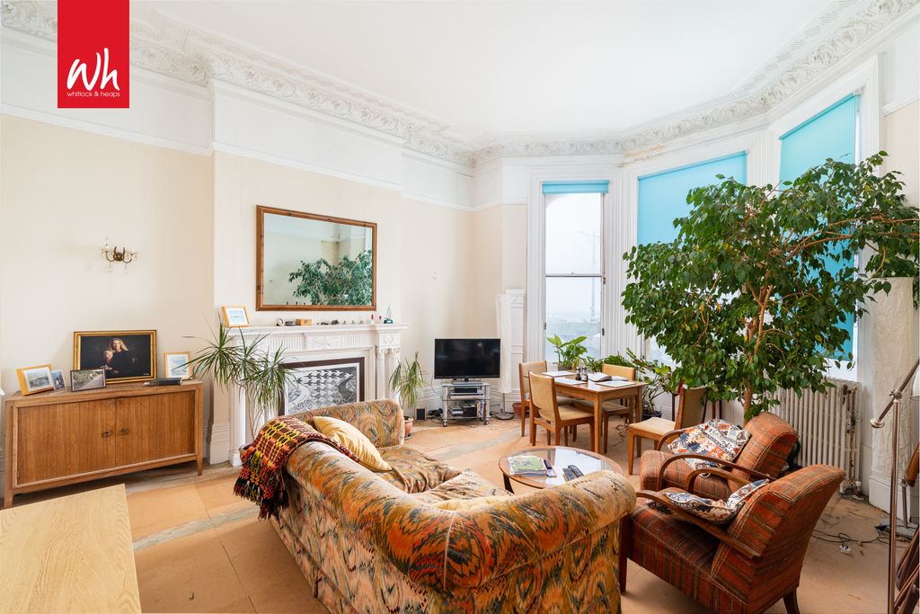 Property photo 3 of 10