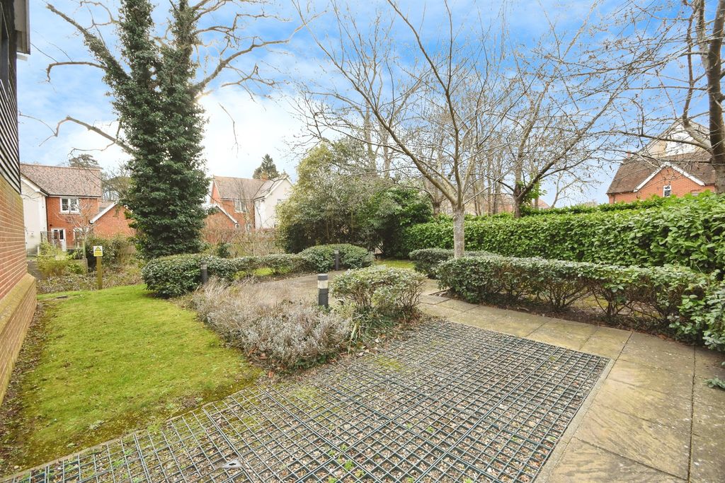 Property photo 3 of 16