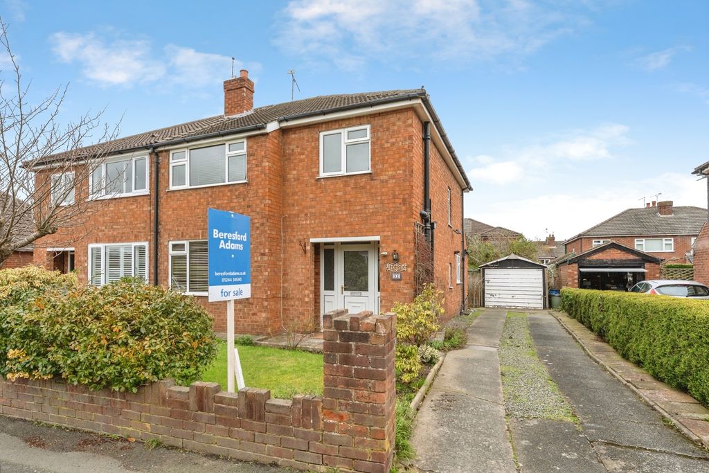 Property photo 1 of 19 Front