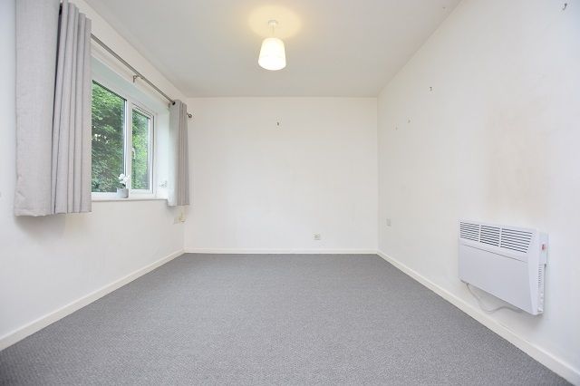 Property photo 3 of 4