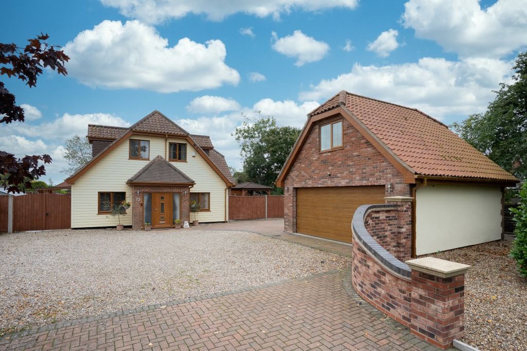 Property photo 1 of 38
