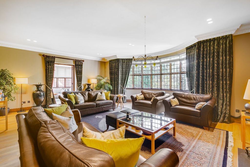 Property photo 3 of 22 Picture No. 74