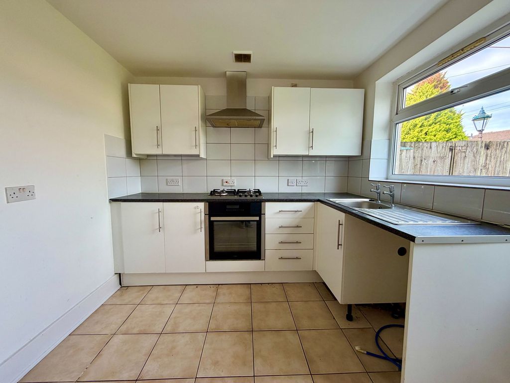 Property photo 2 of 30