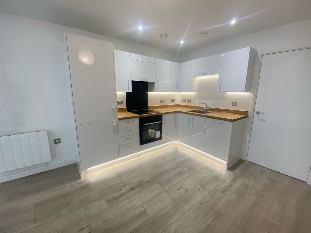 Property photo 3 of 8 Image