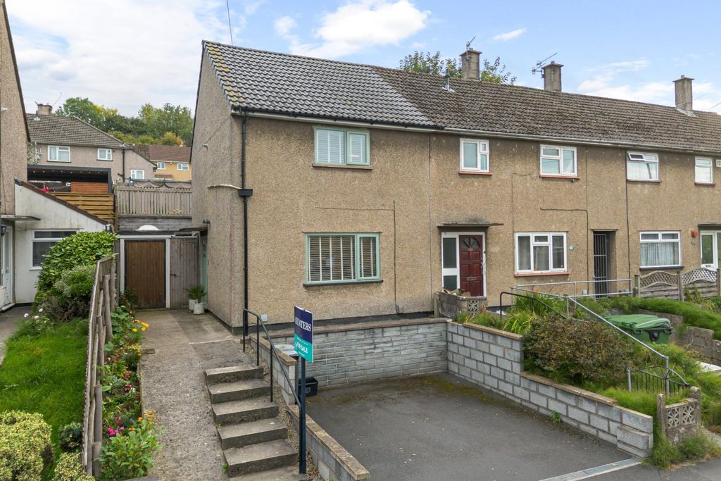 Property photo 1 of 24