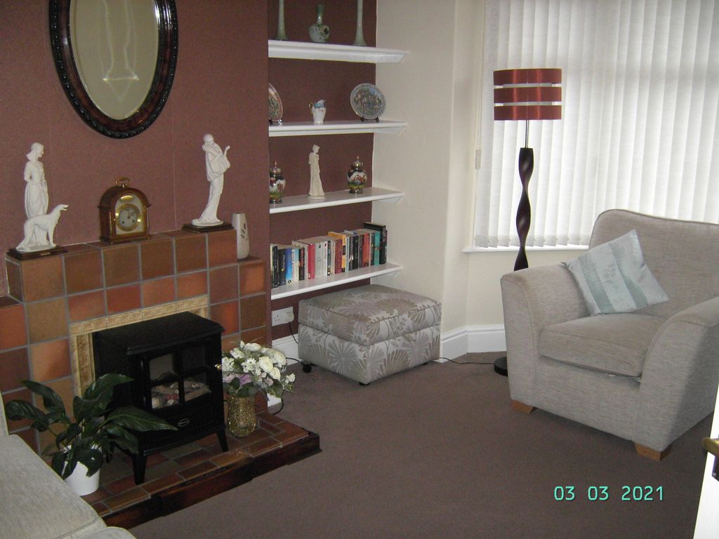 Property photo 1 of 9
