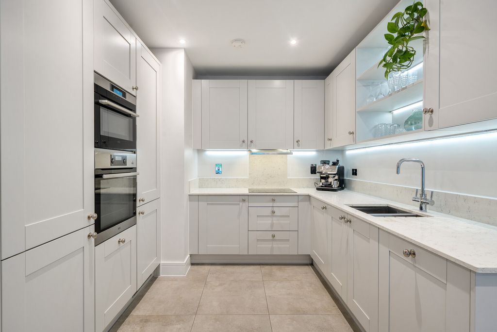 Property photo 2 of 25 1362538-8-68Dff2F...