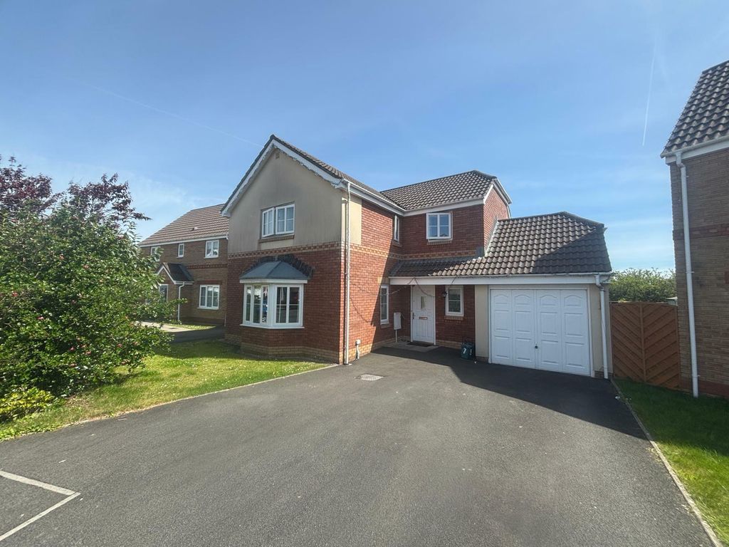 Property photo 3 of 50