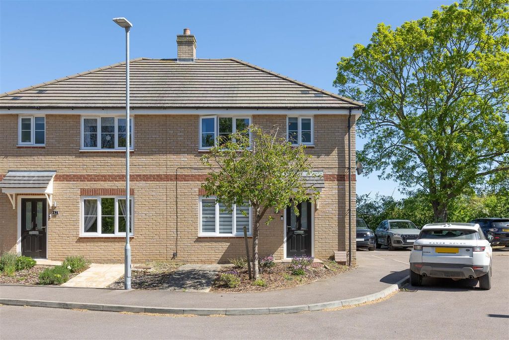 Property photo 1 of 14 Rook Tree Lane