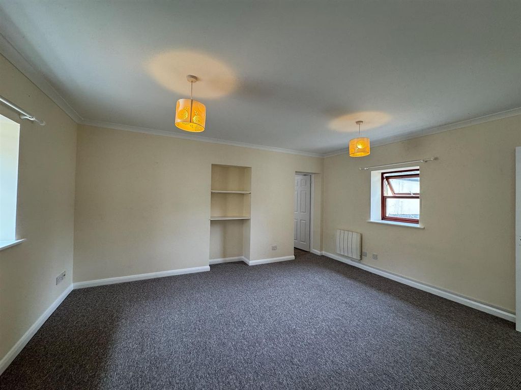 Property photo 3 of 5 27 5.Jpg