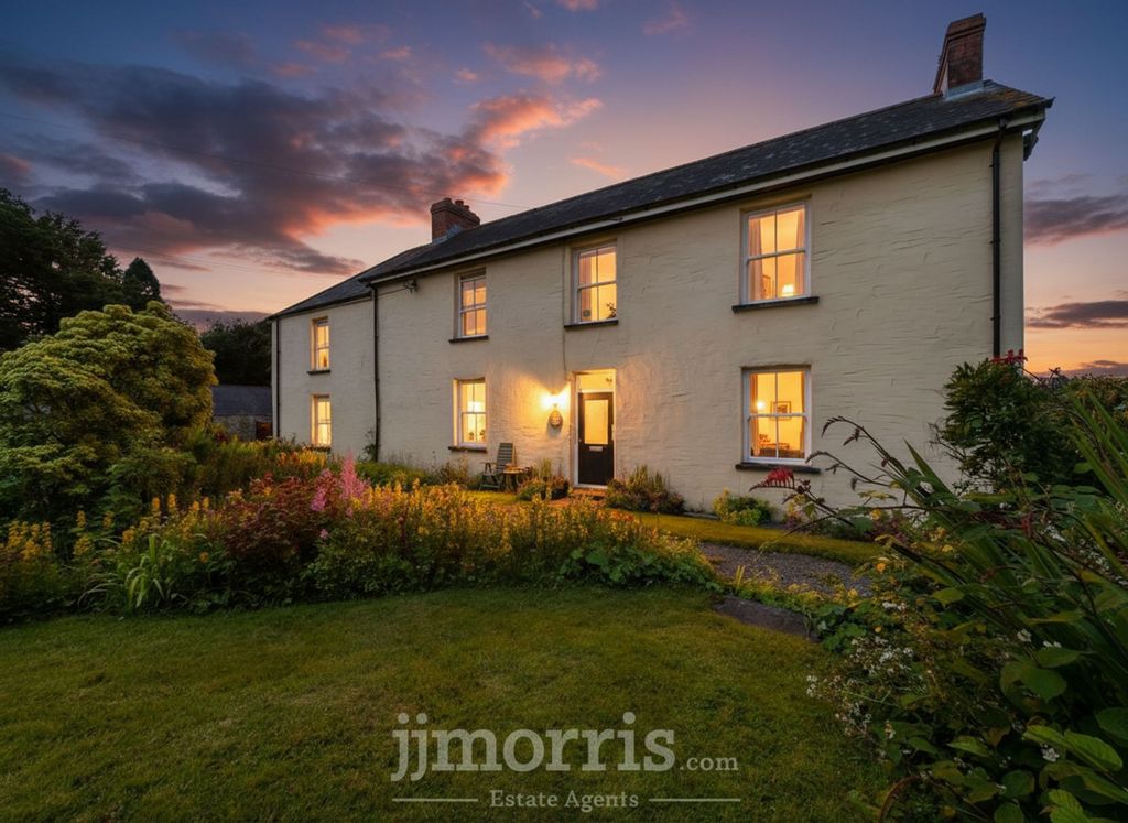 Property photo 2 of 47