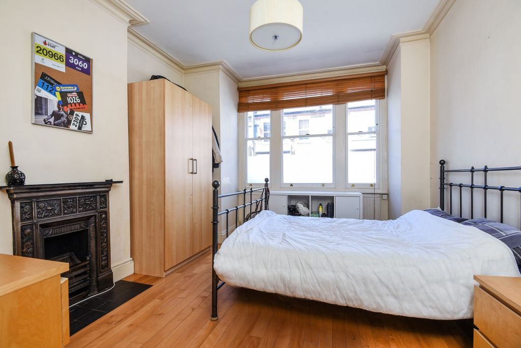 Property photo 3 of 5 Gff - 79 Balvernie B